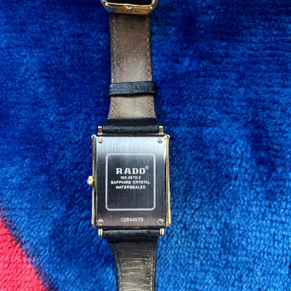 RADO MEN'S SAPPHIRE CRYSTAL WATCH, WATERSEALED, SWISS LUXURY BRAND - Picture 3 of 9